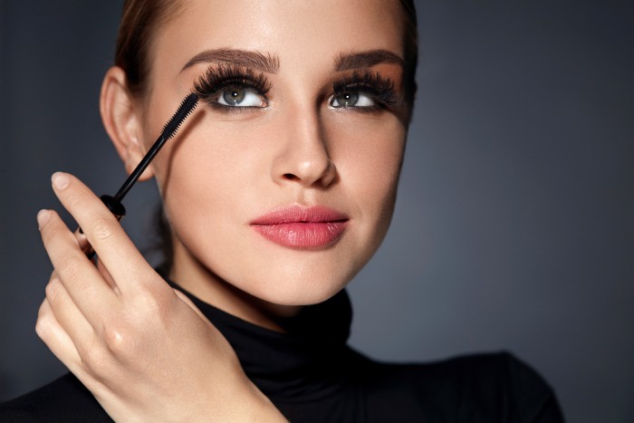 Top 10 Best Mascara In India 2019 – Review & Buying Guide